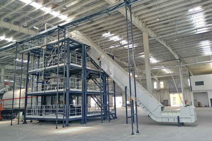 Vierwellen-Zerkleinerer für ein Projekt zum Recycling von Lithiumbatterien in Henan, China