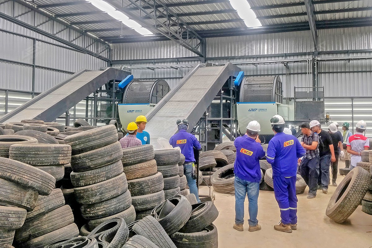 Altreifen-Recyclinganlage in Thailand